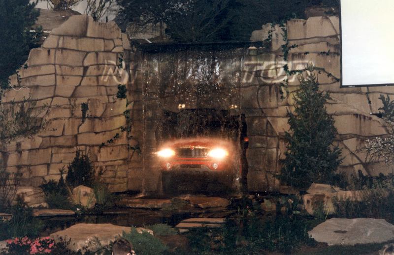 Illustration for article titled This Is How Ridiculous The Detroit Auto Show Will Look In 25 Years